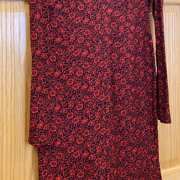 Philosophy Floral Dress - Picture 10 of 13